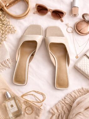 H&M  Cream Croc-Embossed Slide Kitten Heel Sandals